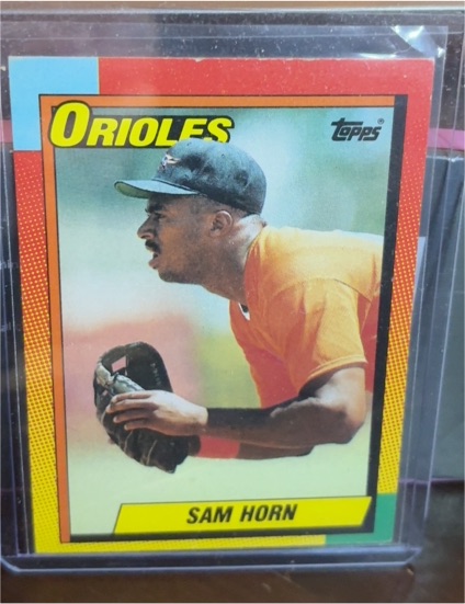 1990 Topps Traded #42T Sam Horn — front