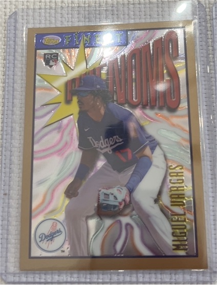 2023 Topps Finest Flashbacks Phenoms #71 Miguel Vargas — front
