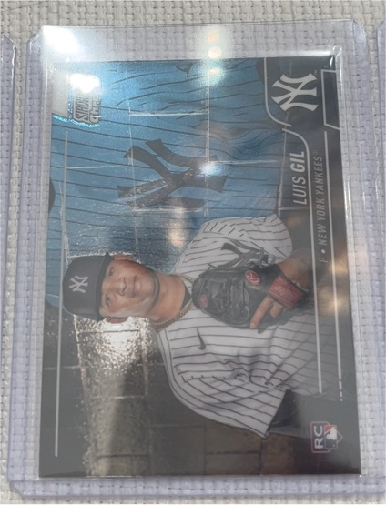 2022 Topps Stadium Club Chrome #207 Luis Gil — front