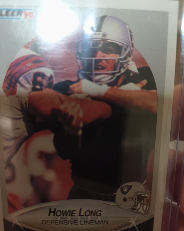 1990 Fleer #257 Howie Long — front