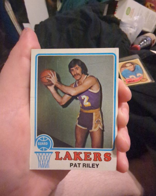 1973-74 Topps #21 Pat Riley — front