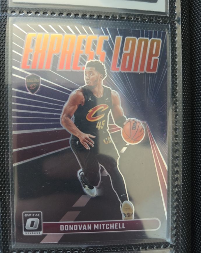 2023-24 Panini Donruss Optic Express Lane #19 Donovan Mitchell — front