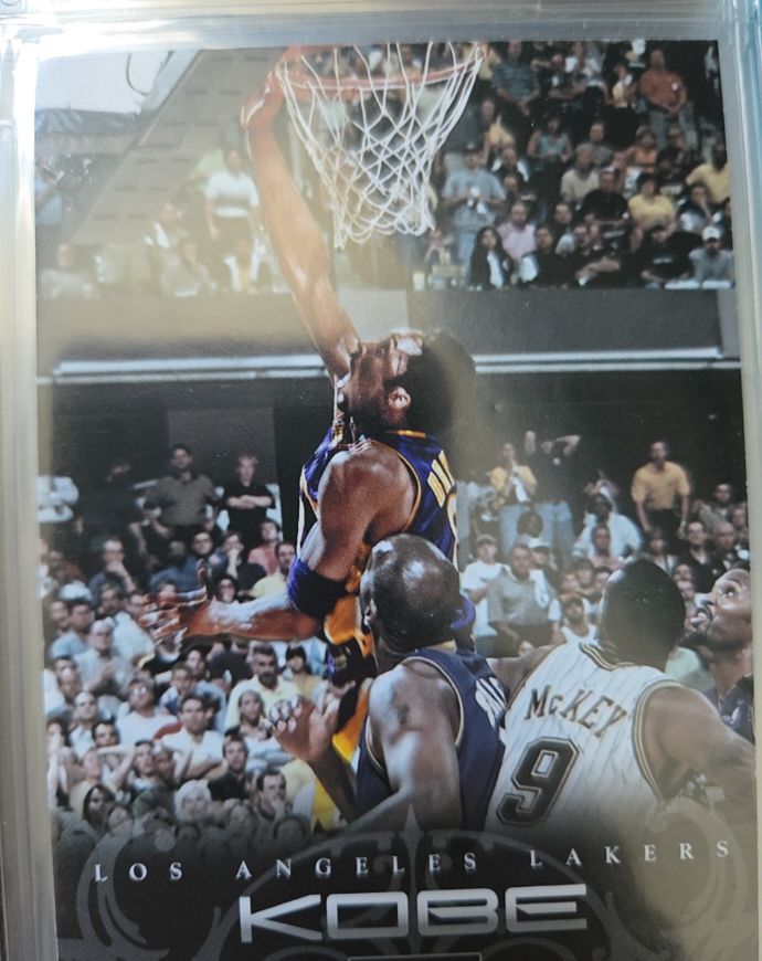2012-13 Panini Kobe Anthology #34 Kobe Bryant — front
