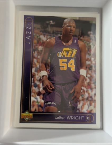 1993-94 Upper Deck #156 Luther Wright — front