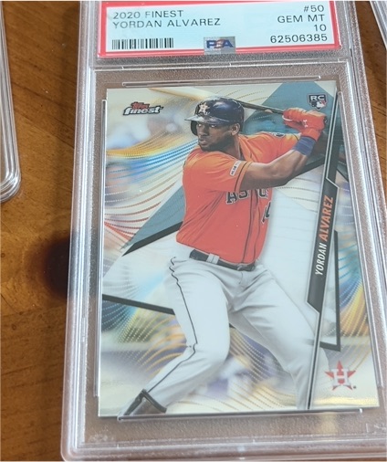 2020 Topps Finest #50 Yordan Alvarez — front