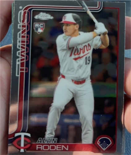 2025 Topps Chrome Update #USC41 Alan Roden — front