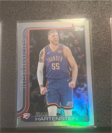 2025-26 Topps #120 Isaiah Hartenstein — front