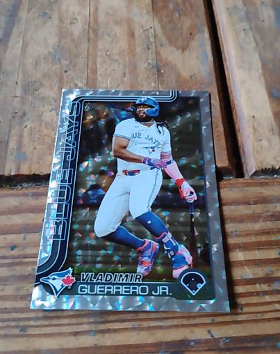 2025 Topps Series 1 #163 Vladimir Guerrero Jr. — front