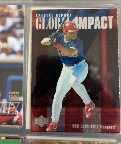 1997 Upper Deck #203 Ivan Rodriguez Texas Rangers — front