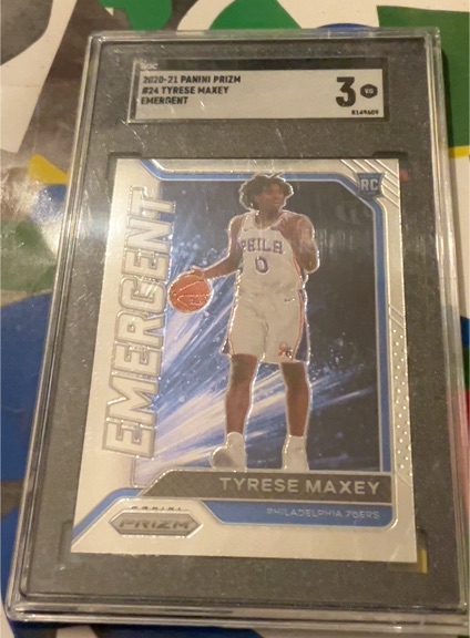 2020-21 Panini Prizm #24 Tyrese Maxey Emergent Rookie Card — front