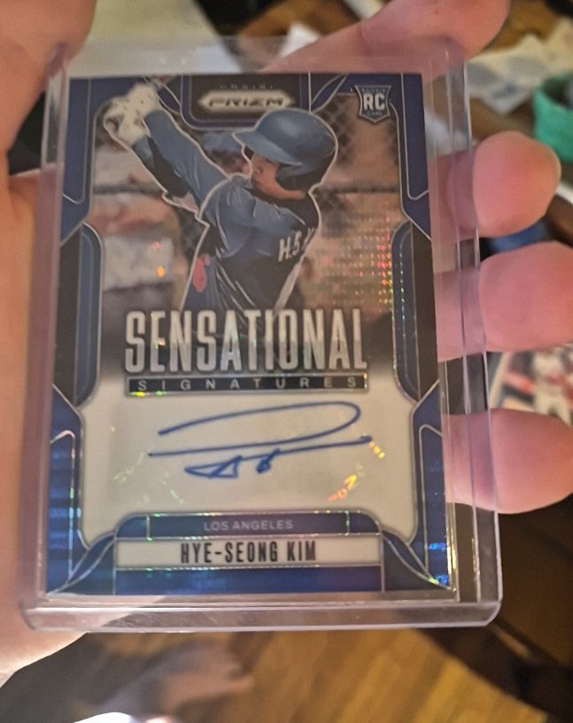 2025 Panini Prizm Sensational Signatures #SS-HK Hye-Seong Kim — front