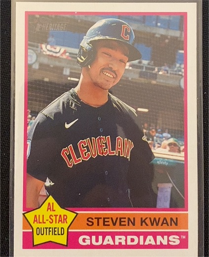 2025 Topps Heritage #475 Steven Kwan — front