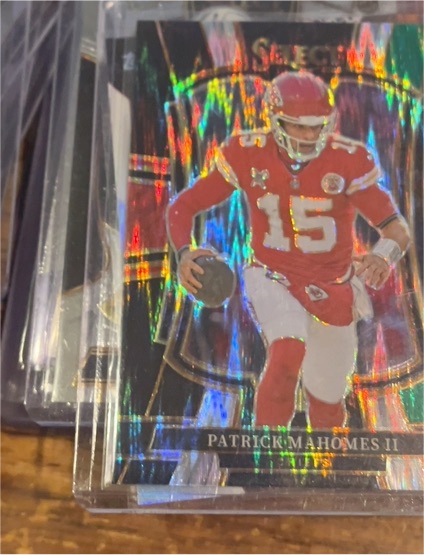 2025 Panini Select Premier Level Patrick Mahomes II #107 — front
