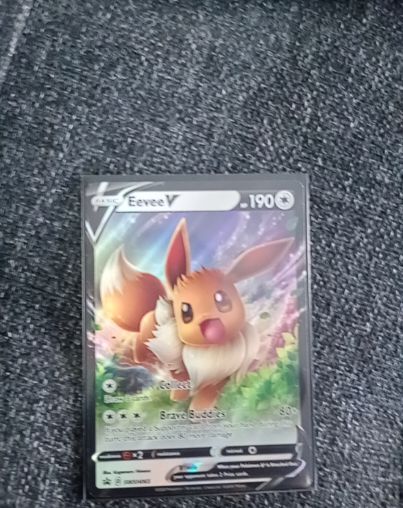 2022 Pokémon Sword & Shield #SWSH065 Eevee V — front