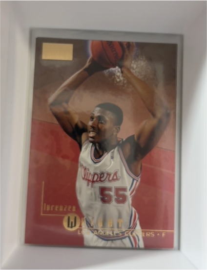 1996-97 SkyBox Premium #54 Lorenzen Wright — front