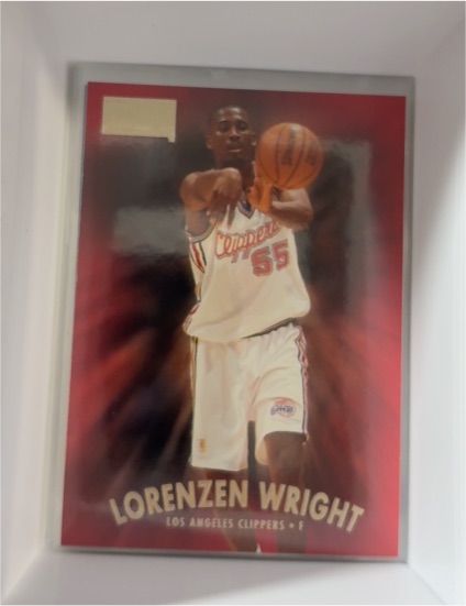 1997-98 SkyBox Premium #107 Lorenzen Wright — front