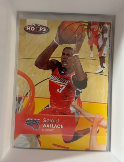 2004-05 NBA Hoops #156 Gerald Wallace — front