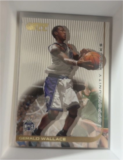 2001-02 Topps TCC #140 Gerald Wallace — front