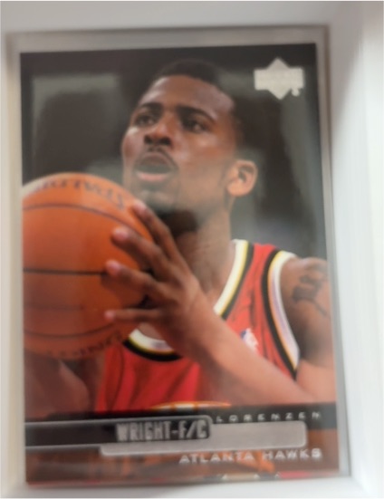 2000-01 Upper Deck #6 Lorenzen Wright — front