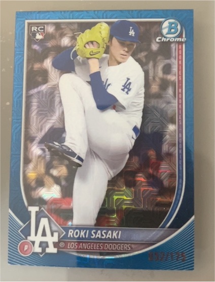 2025 Bowman Chrome #12 Roki Sasaki — front
