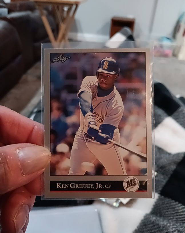 1992 Leaf #392 Ken Griffey Jr. — front