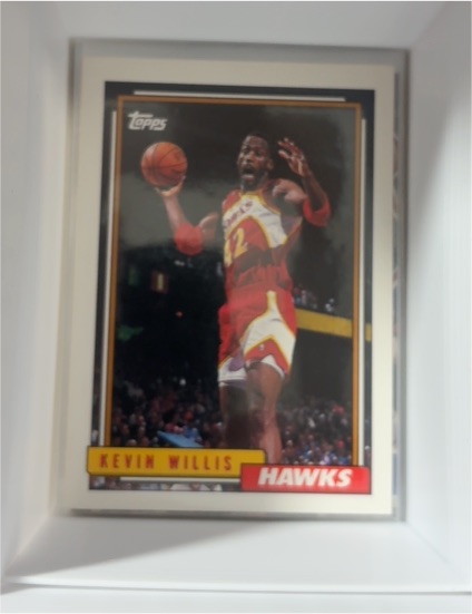 1992-93 Topps #266 Kevin Willis Atlanta Hawks — front