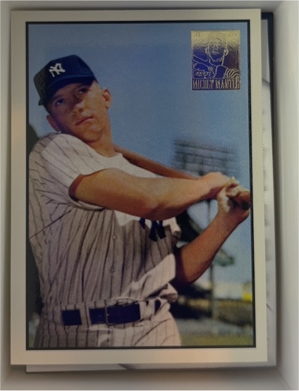1996 Topps Commemorative Set #22 Mickey Mantle — front