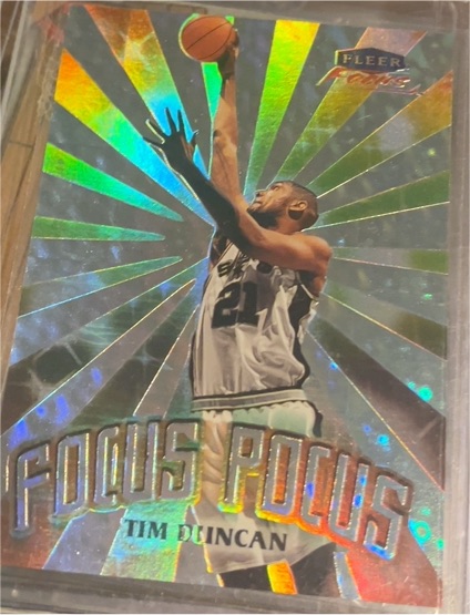 1999-00 Fleer Focus Pocus #2FP Tim Duncan — front