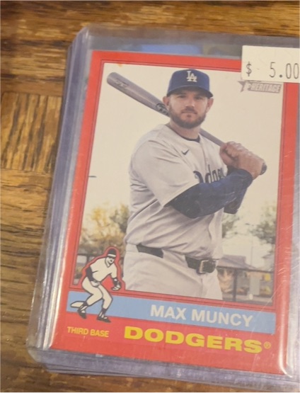 2025 Topps Heritage #359 Max Muncy — front