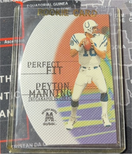 2000 Skybox Molten Metal Perfect Fit #10 Peyton Manning — front