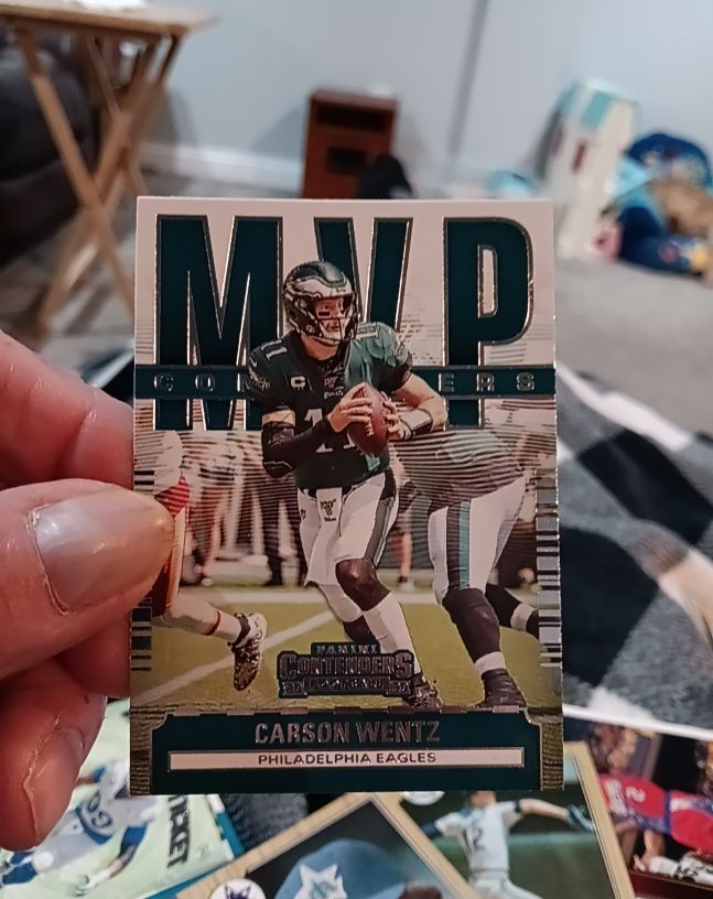 2020 Panini Contenders MVP Contenders #MC-CWE Carson Wentz — front