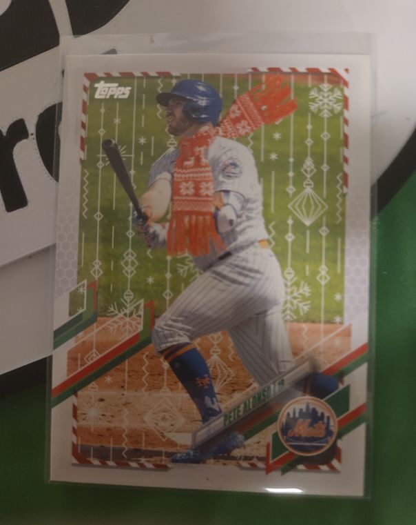 2021 Topps Holiday #HW115 Pete Alonso — front