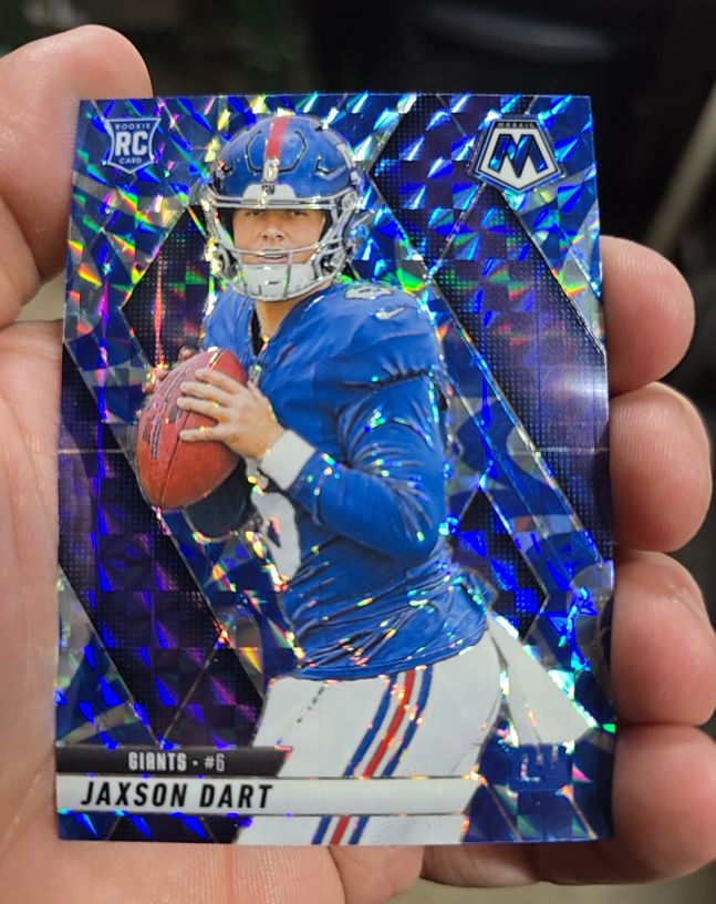 2025 Panini Mosaic #362 Jaxson Dart — front
