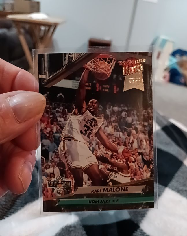 1992-93 Fleer Ultra #217 Karl Malone — front