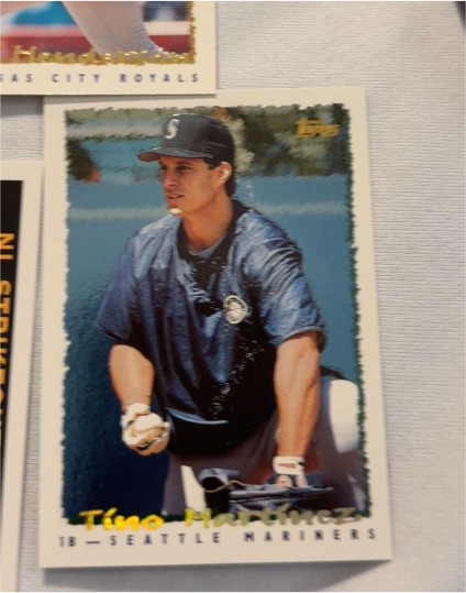 1995 Topps #377 Tino Martinez — front