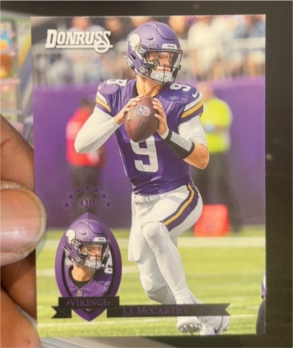 2025 Panini Donruss #10 J.J. McCarthy Retro 1995 Minnesota Vikings — front