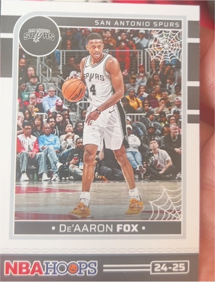 2024-25 Panini Haunted Hoops #147 De'Aaron Fox — front