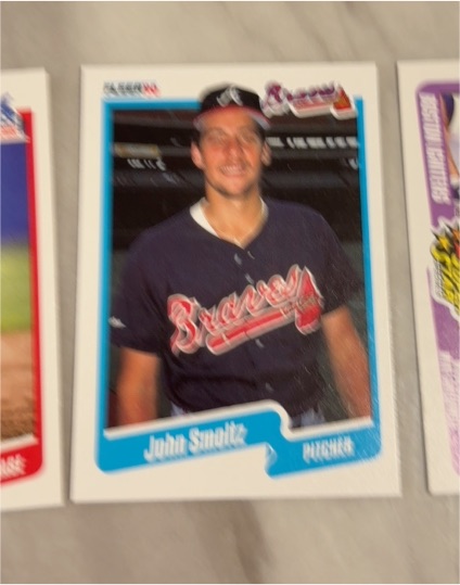 1990 Leaf #642 John Smoltz — front