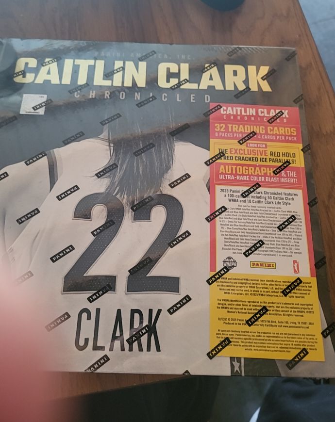 2025 Panini Caitlin Clark Chronicled — front