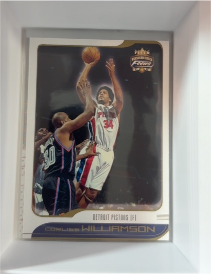 2001-02 Fleer Focus #70 Corliss Williamson — front