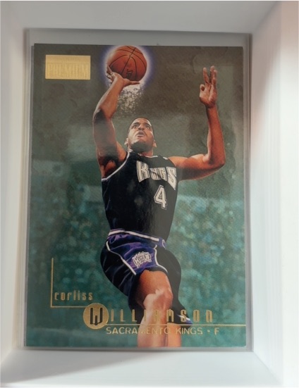 1995-96 SkyBox Premium #242 Corliss Williamson — front