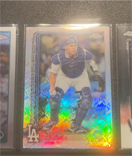 2025 Topps Chrome Update #USC196 Will Smith Prism Refractor Dodgers — front