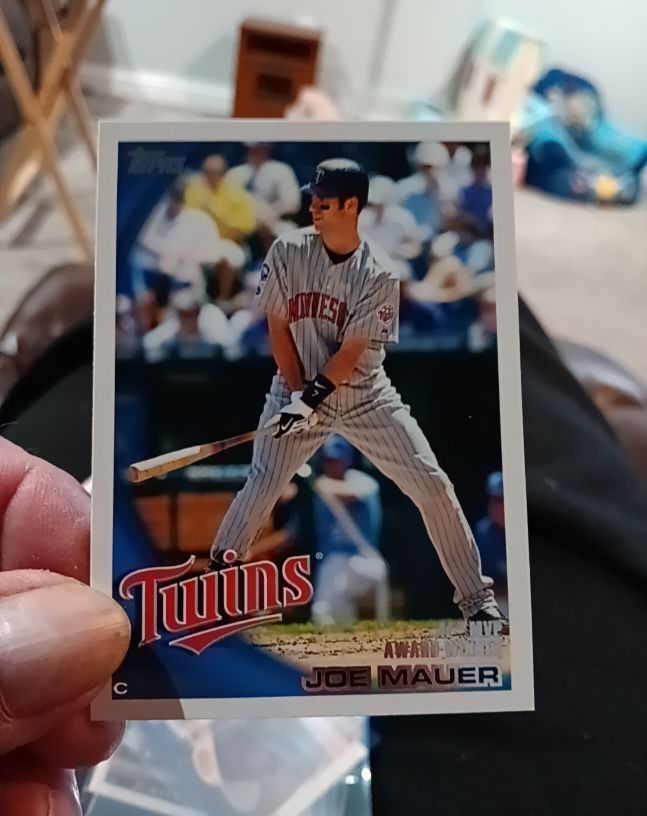 2010 Topps #172 Joe Mauer — front