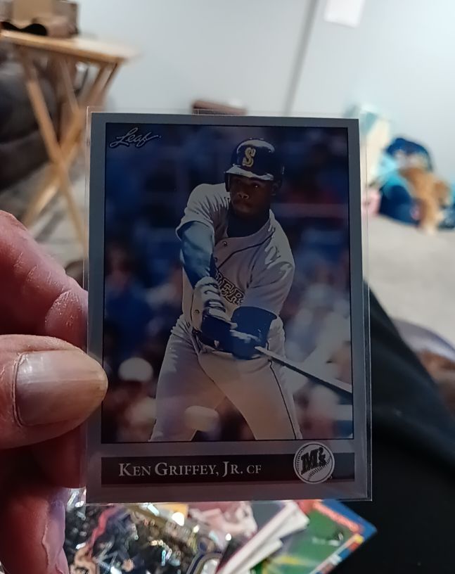 1992 Leaf #392 Ken Griffey Jr. — front