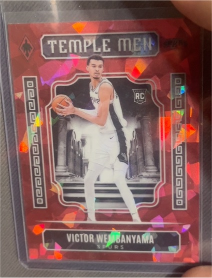 2023-24 Panini Phoenix #7 Victor Wembanyama Temple Men Red Cracked Ice — front