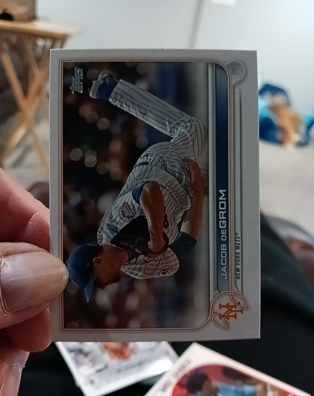 2022 Topps Series 1 #330 Jacob deGrom — front