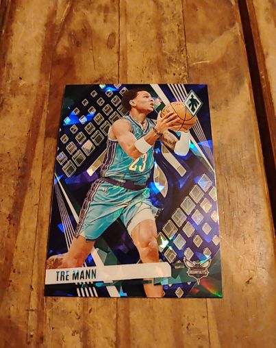 2023-24 Panini Phoenix #39 Tre Mann — front