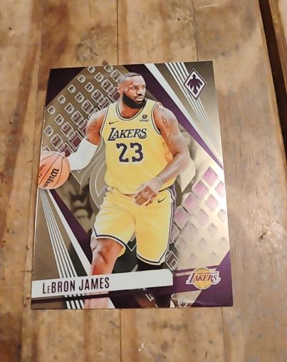 2023-24 Panini Phoenix #211 LeBron James — front