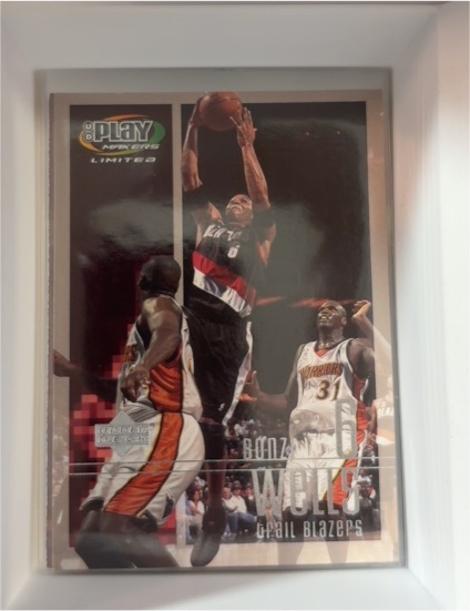 2001-02 UD Playmakers Limited #79 Bonzi Wells — front