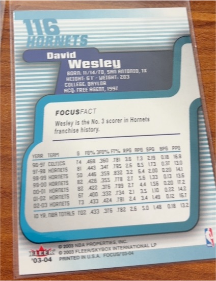 2003-04 Fleer Focus #03-04 David Wesley — front